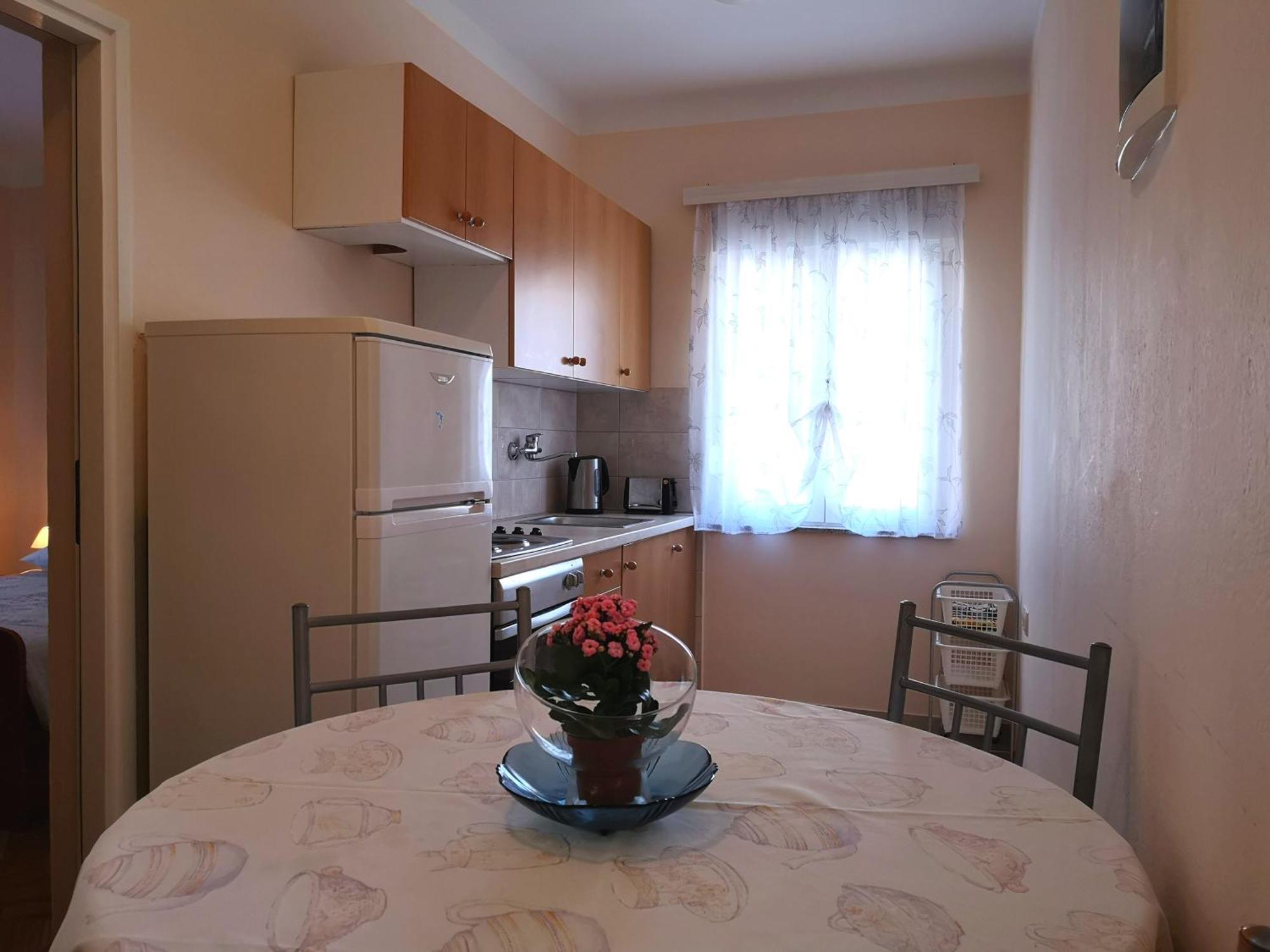 Apartments With A Swimming Pool Banjol, Rab - 11382 Phòng bức ảnh